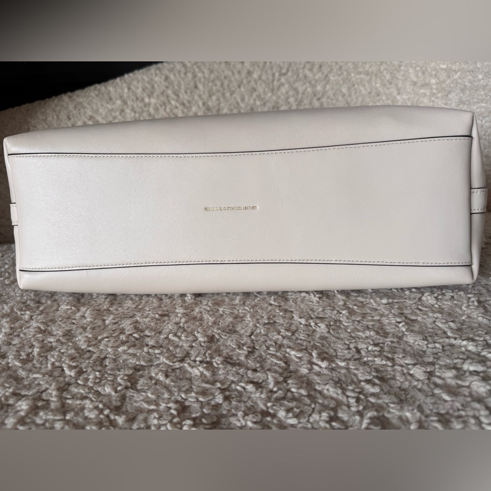 NWT Coach Juliet 38- white leather - Picture 5 of 9